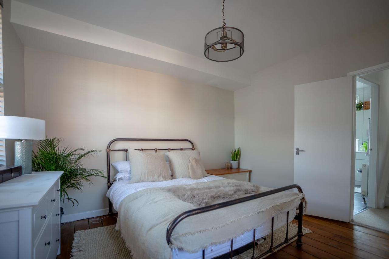 Hereford City - St Owens Terrace - Comfortable & Spacious Well Presented Three Storey House, Perfect For A Weekend Away & Exploring The City On Foot - Hosted By Rentmyhouse Εξωτερικό φωτογραφία